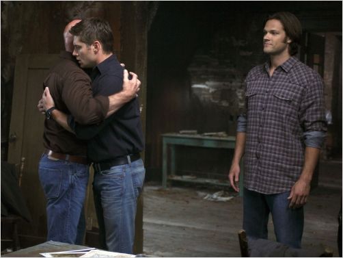 Supernatural : photo Jared Padalecki, Jensen Ackles, Mitch Pileggi