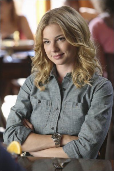 Photo Emily VanCamp
