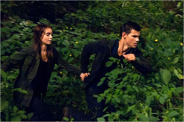 Identité Secrète : photo John Singleton, Lily Collins, Taylor Lautner