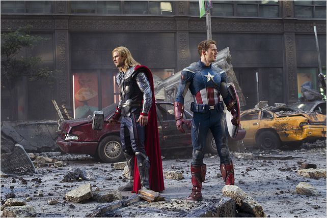 Avengers : photo Chris Evans, Chris Hemsworth