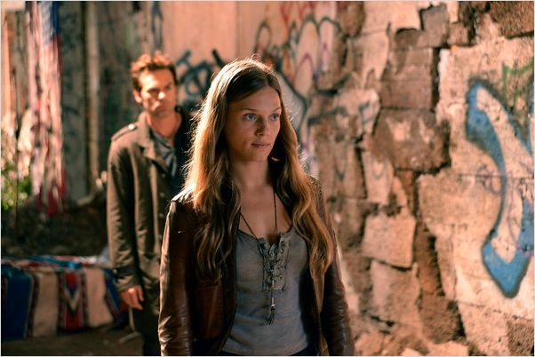 Photo Billy Burke, Tracy Spiridakos