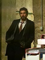 image de Tout le monde ment