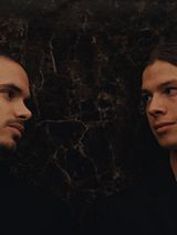 Affiche de Forty Love, film à voir en streaming sur Pygargue