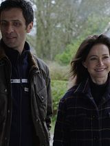 Affiche de Meurtres à la Pointe du Raz, film à voir en streaming sur Pygargue