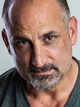 photo de Michael Papajohn