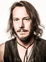 photo de James Burnett