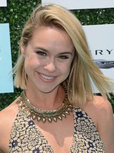 photo de Becca Tobin