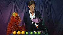 image de Benedict Cumberbatch invité de Sesame Street