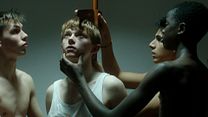 image de Petit homme Bande-annonce VF