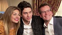 image de La Face cachée de Margo - BONUS "Louane rencontre John Green et Nat Wolff"