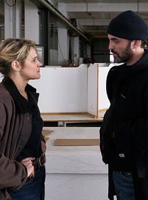 Affiche de Comme une ombre, film à voir en streaming sur Pygargue