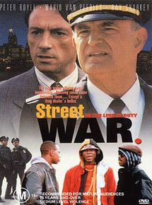 Affiche de In the Line of Duty: Street War, film à voir en streaming sur Pygargue
