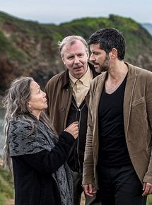 Affiche de Commissaire Dupin : Le trésor d’Ys, film à voir en streaming sur Pygargue