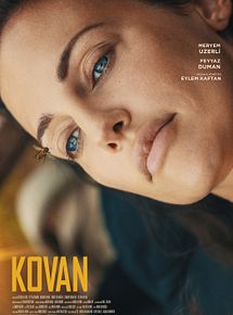 Affiche de Keeping the Bees, film à voir en streaming sur Pygargue
