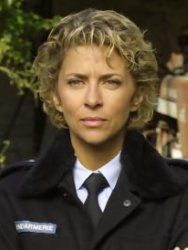 poster de la série Une femme d'honneur Saison 11