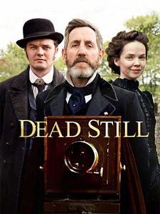 poster de la série Dead Still Saison 1