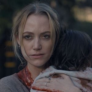 Photo La Main sur le berceau