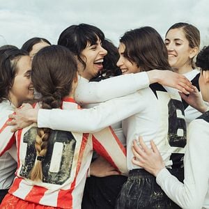 Photo À jamais les premières
