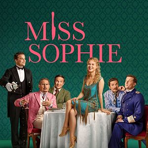Photo Miss Sophie – Same Procedure As Every Year