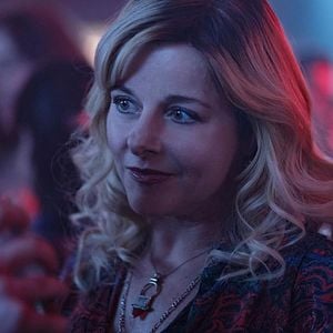 Une amie dévouée Saison 1 AlloCiné