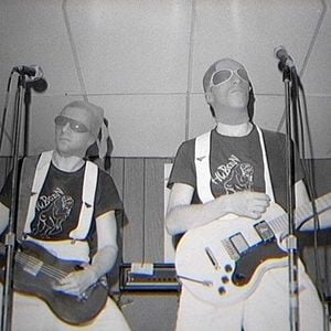 Photo DEVO