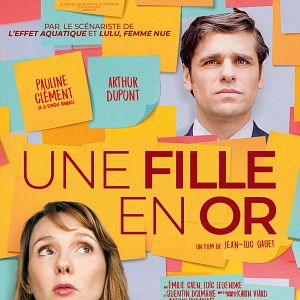Photo Une fille en or