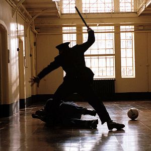 Photo Carton rouge - Mean Machine