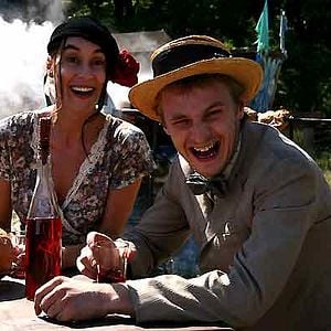 Photo Au diable Staline, vive les mariés !