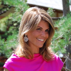 Photo Lori Loughlin
