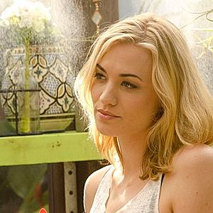 Photo Yvonne Strahovski