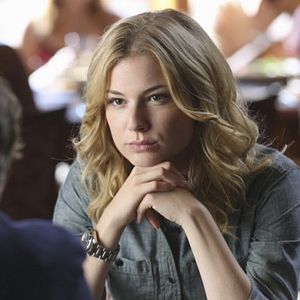 Photo Emily VanCamp