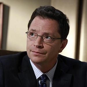 Photo Joshua Malina