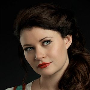 Photo Emilie de Ravin
