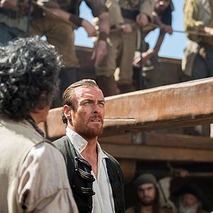 Photo Toby Stephens