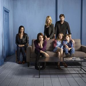 Photo Cynthia Watros