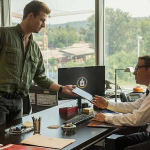 Photo The November Man