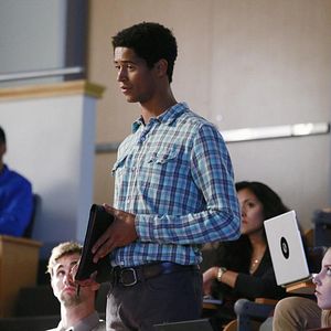 Photo Alfred Enoch