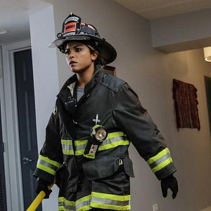 Photo Monica Raymund