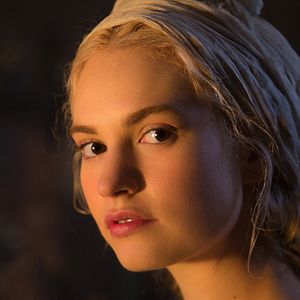 Photo Lily James