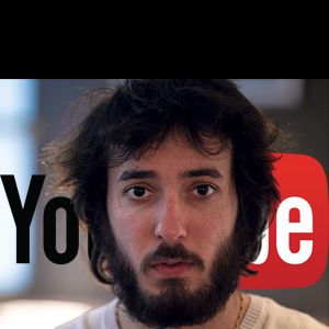 Photo Derrière YouTube