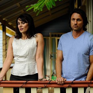 Photo Secrets and Lies (AU)