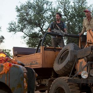 Photo Tremors 5: Bloodlines