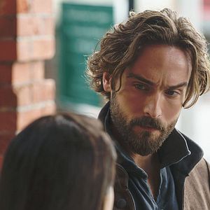 Photo Tom Mison