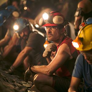Photo The 33