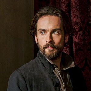 Photo Tom Mison