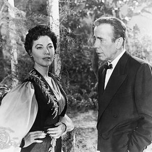 Photo La Comtesse aux pieds nus