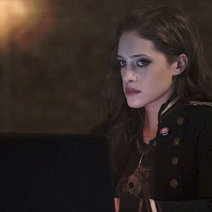Photo Carly Chaikin