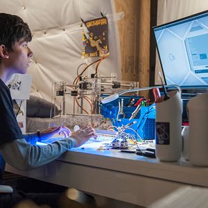 Photo Asa Butterfield