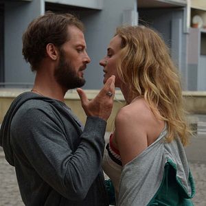 Photo Tout nous sépare