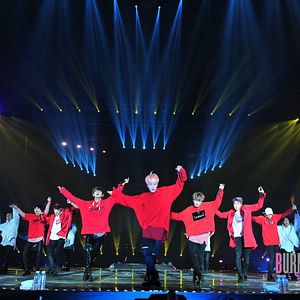 Photo Burn the Stage: The Movie
